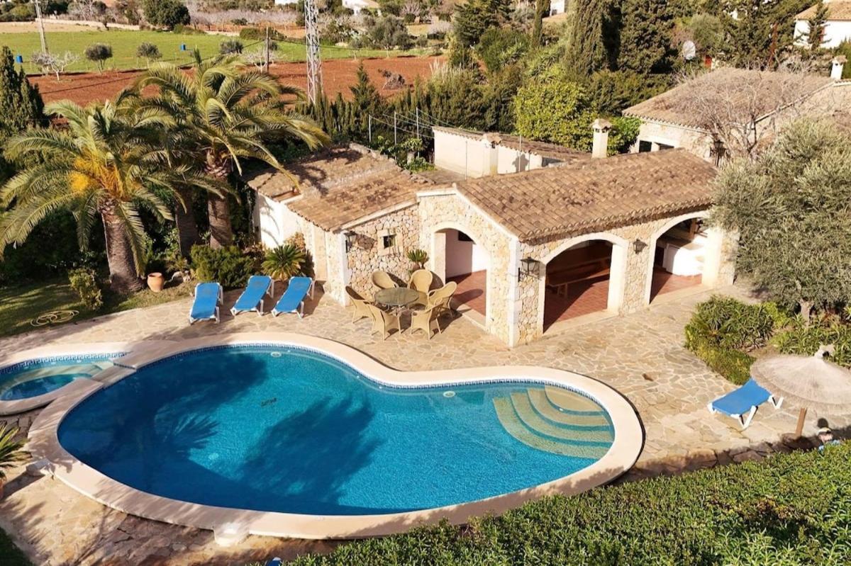 Charming In Area Of Pollensa By Renthousing Villa Port de Pollença